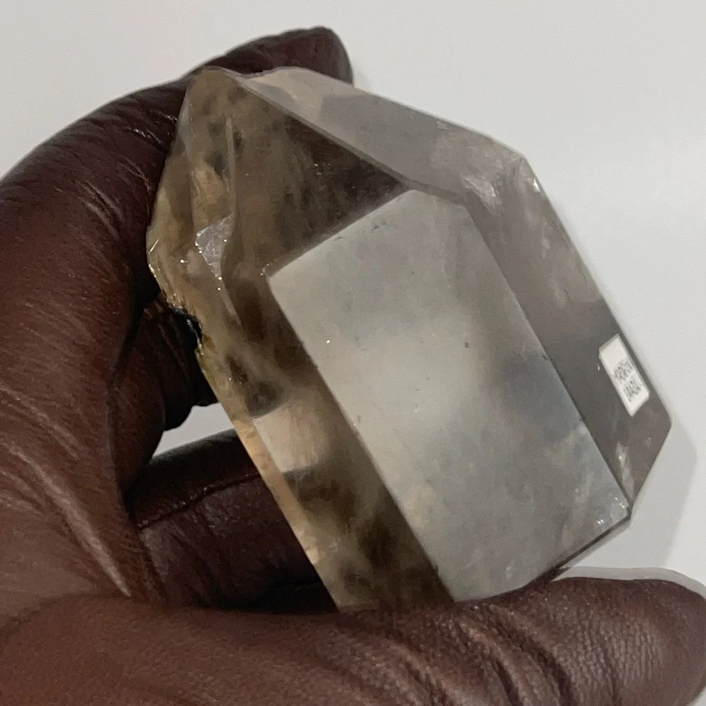 ❤️HP❤️ Gold Rutile in Quartz hand carved tower - Picture 17 of 17